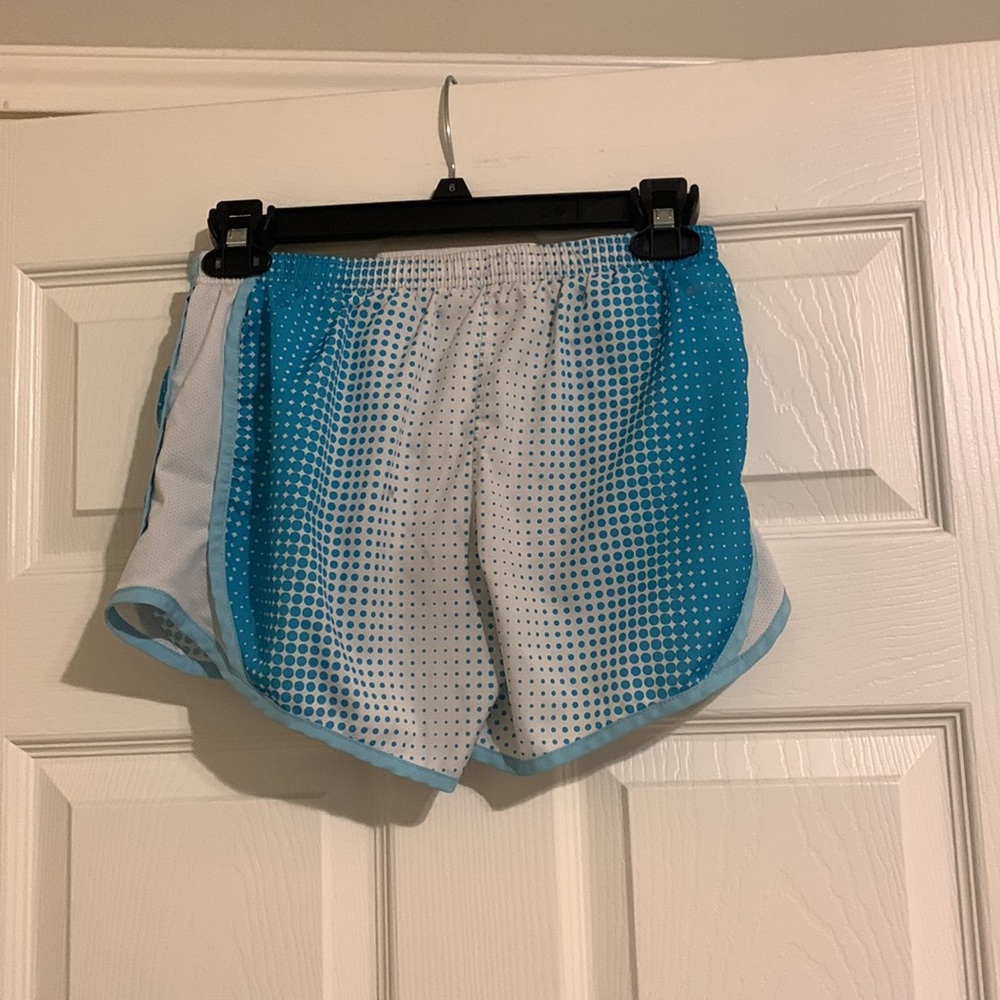 Girls Nike White Athletic Dri-Fit Shorts - Picture 5 of 6